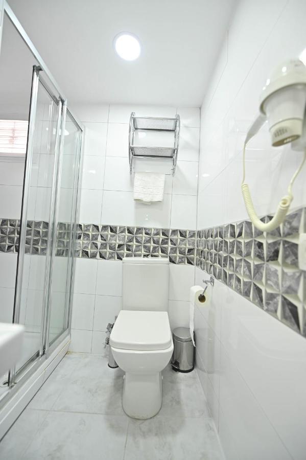 Safir Gold Hotel อิสตันบูล ภายนอก รูปภาพ